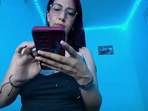 Angel blackhot online show from June 2026 10:32:02 PM