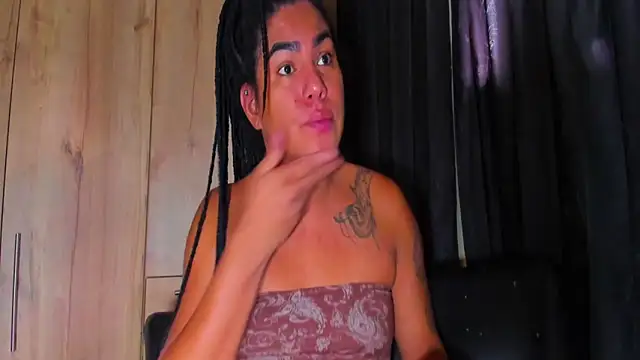 RobertaxGutierrez online show from April 2026 08:45:02 PM