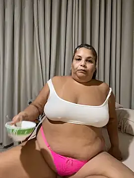 Livpoppe online show from March 2026 10:15:02 PM