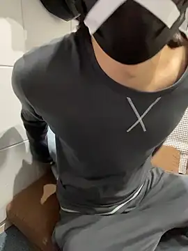 mikan kun st online show from November 2025 04:16:01 AM