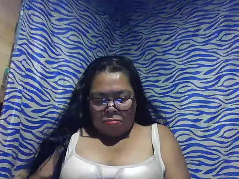 Snapshot of cris_tita chatting on June 2026 02:25:02 PM cris tita online show from June 2026 02:25:02 PM