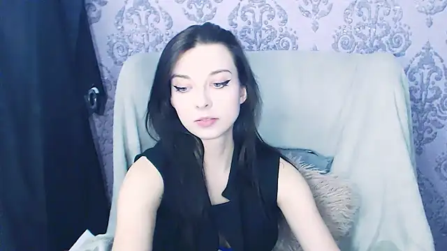 DominantLuna online show from March 2026 08:52:01 PM