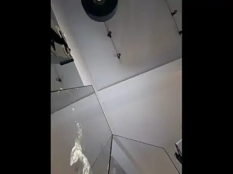 xiaowan x online show from October 2025 09:01:01 PM