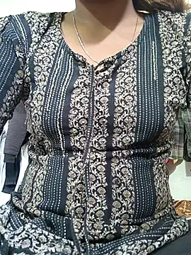 Hotty ruvi online show from November 2025 08:06:02 AM