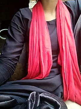 Hotty ruvi online show from October 2025 12:15:02 PM