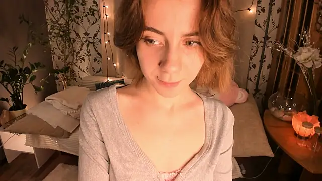shyina meow online show from October 2025 03:01:02 PM