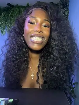 StarElexis online show from November 2025 08:35:02 PM