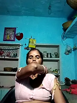 Snapshot of Mohni_cute chatting on October 2025 12:28:02 PM Mohni cute online show from October 2025 12:28:02 PM