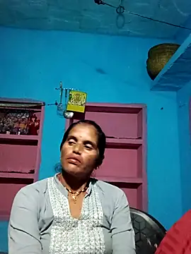 Snapshot of Mohni_cute chatting on October 2025 12:35:02 PM Mohni cute online show from October 2025 12:35:02 PM