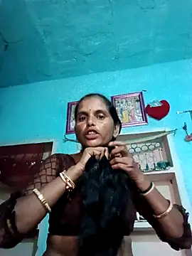 Snapshot of Mohni_cute chatting on October 2025 02:24:02 AM Mohni cute online show from October 2025 02:24:02 AM