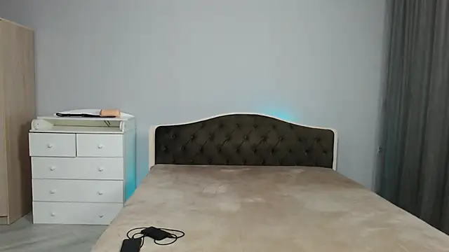 KaiChicken online show from December 2025 12:07:02 PM