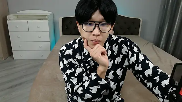 Snapshot of KaiChicken chatting on December 2025 09:25:02 PM KaiChicken online show from December 2025 09:25:02 PM