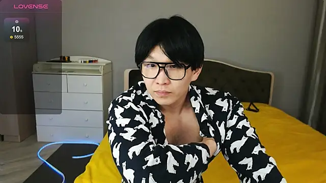 KaiChicken online show from April 2026 02:16:01 AM