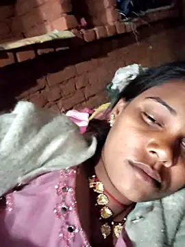 Katrina kaif143 online show from December 2025 03:28:04 PM