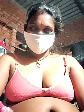 Katrina kaif143 online show from November 2025 03:15:01 PM