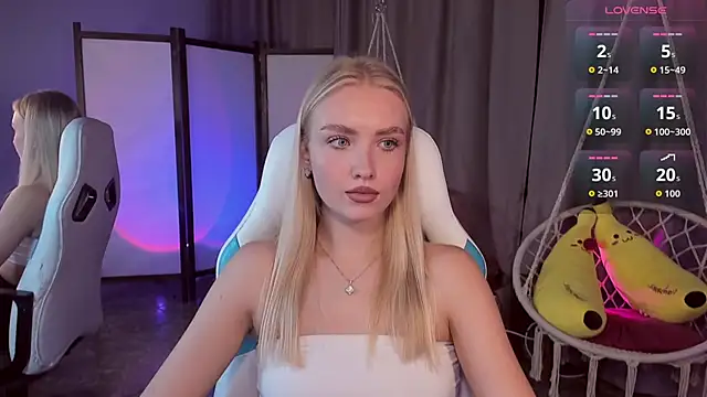 TessaGrays online show from October 2025 01:32:01 PM