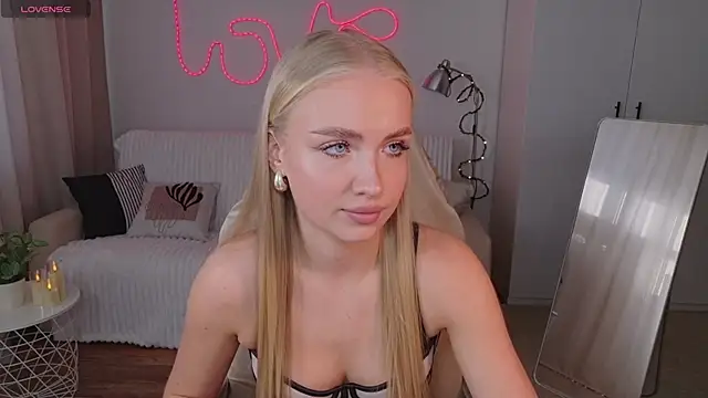 TessaGrays online show from February 2026 07:55:01 AM