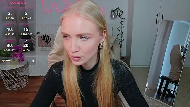 TessaGrays online show from May 2026 09:03:01 AM