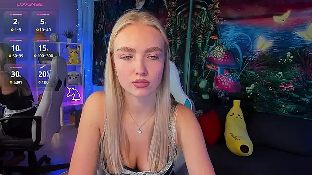 TessaGrays online show from October 2025 10:58:01 AM