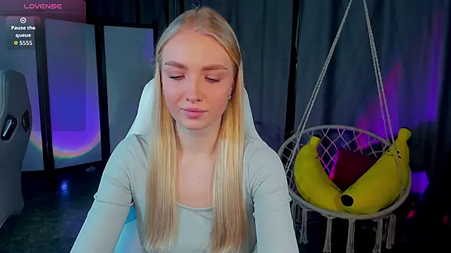 TessaGrays online show from February 2026 10:24:02 AM