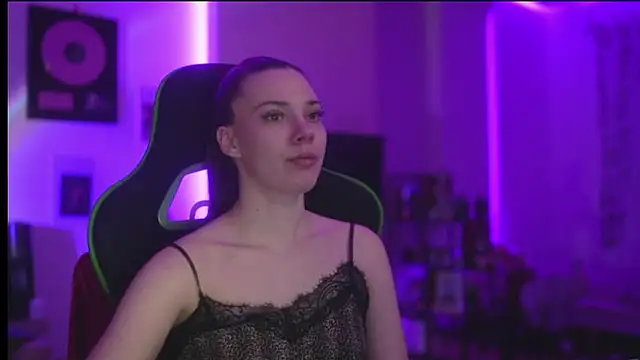 CandyStorm online show from March 2026 03:35:02 AM