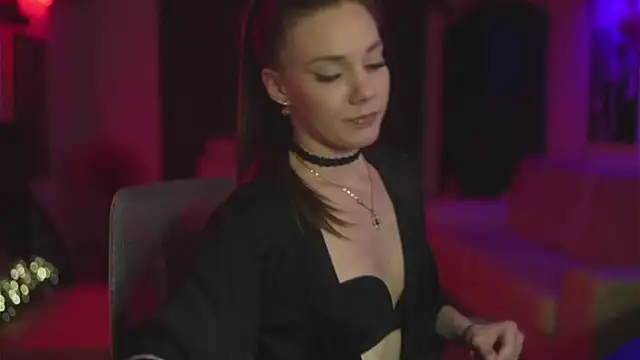 CandyStorm online show from December 2025 09:41:01 PM