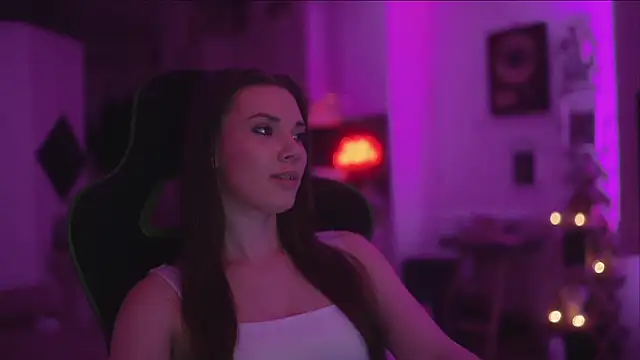 CandyStorm online show from April 2026 10:27:01 PM