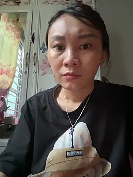 Ami-mi00 online show from October 2025 05:08:01 AM
