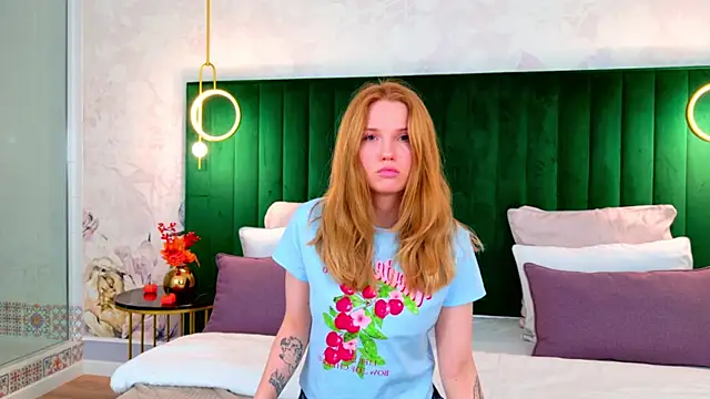 Snapshot of MelissaLiss chatting on October 2025 03:02:01 PM MelissaLiss online show from October 2025 03:02:01 PM