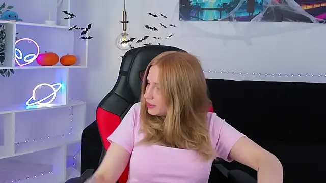 Snapshot of MelissaLiss chatting on October 2025 03:12:01 PM MelissaLiss online show from October 2025 03:12:01 PM