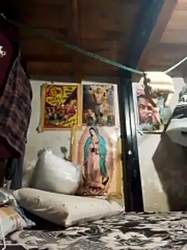 Snapshot of RAJV_ chatting on December 2025 04:33:01 PM RAJV online show from December 2025 04:33:01 PM