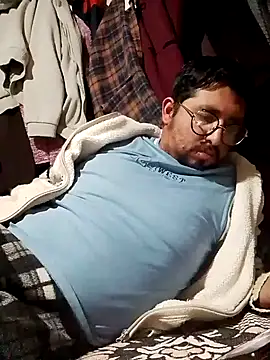 Snapshot of RAJV_ chatting on October 2025 03:41:02 AM RAJV online show from October 2025 03:41:02 AM