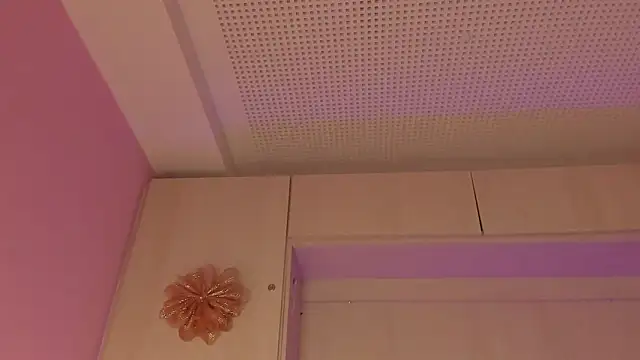 ChloeWiillow online show from December 2025 11:32:01 AM