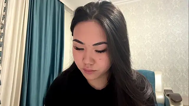 AYPRILPURE online show from October 2025 03:31:02 PM