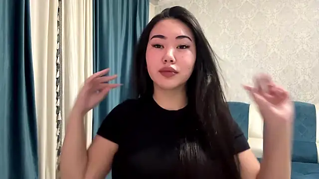 AYPRILPURE online show from October 2025 03:04:02 PM