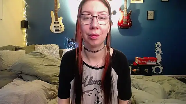 Snapshot of TattooedGirls chatting on October 2025 07:53:01 AM TattooedGirls online show from October 2025 07:53:01 AM