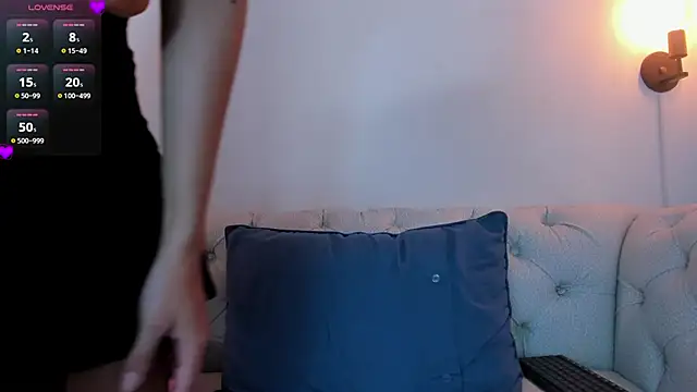 dalila alii online show from April 2026 07:59:01 PM