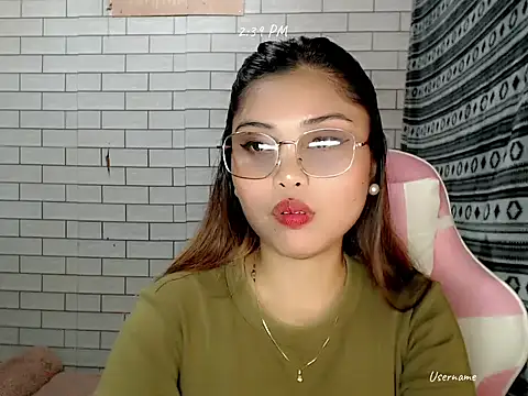 pinay old lover online show from November 2025 06:40:01 AM