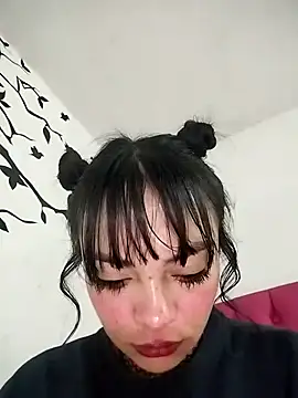 Valentina Squirt- online show from December 2025 09:44:02 AM