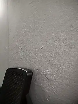 Valentina Squirt- online show from November 2025 09:09:01 AM