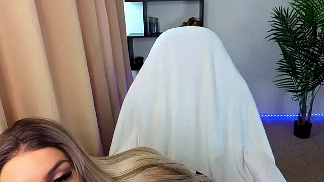 Raven Ink online show from November 2025 10:59:02 AM