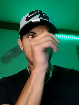 Alixkil online show from October 2025 05:59:02 PM