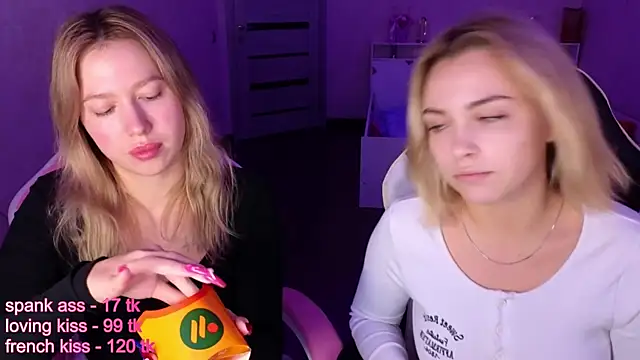 stefany and bettany online show from October 2025 07:55:02 PM