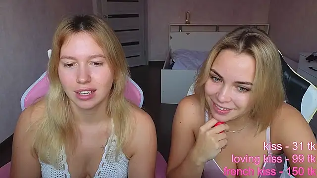 stefany and bettany online show from October 2025 11:53:02 AM
