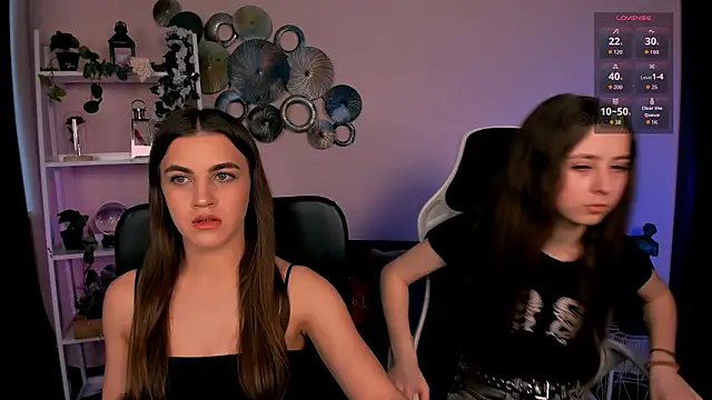 lina fox12 online show from March 2026 01:33:02 PM