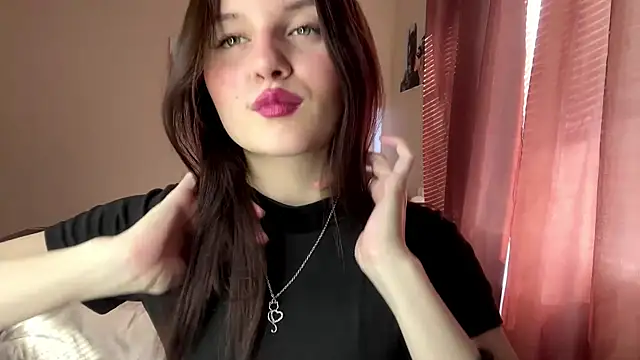 JanellHousen online show from May 2026 05:11:01 AM