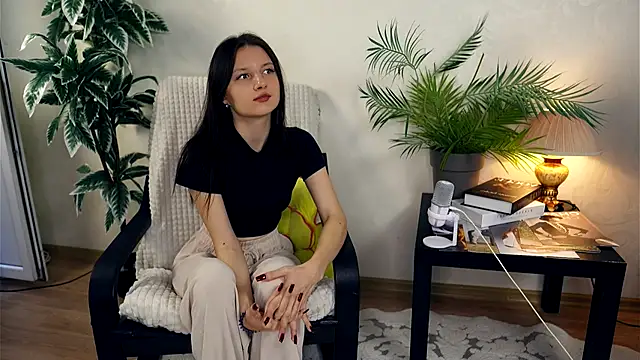 JanellHousen online show from October 2025 05:41:01 AM