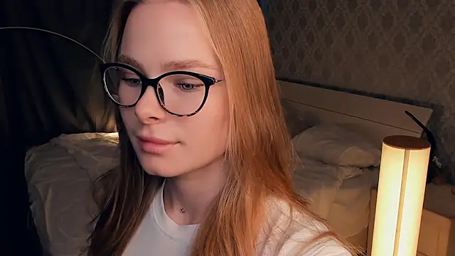 LibbyVenzeio online show from October 2025 07:07:01 AM