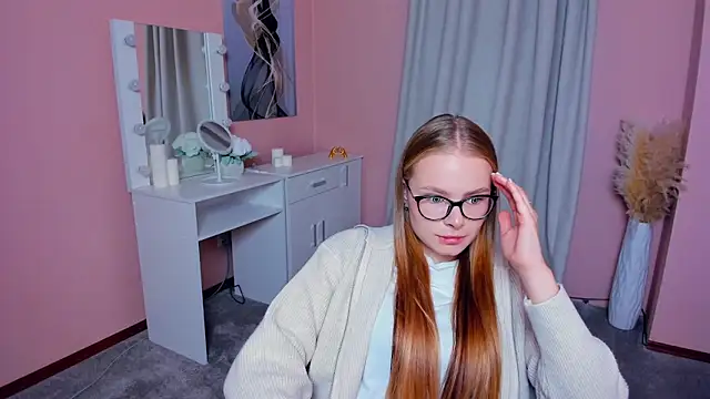 LibbyVenzeio online show from September 2025 11:38:02 AM