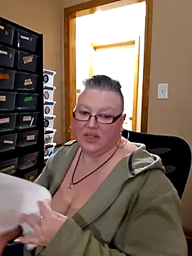 Budd Bunney online show from November 2025 02:10:01 AM